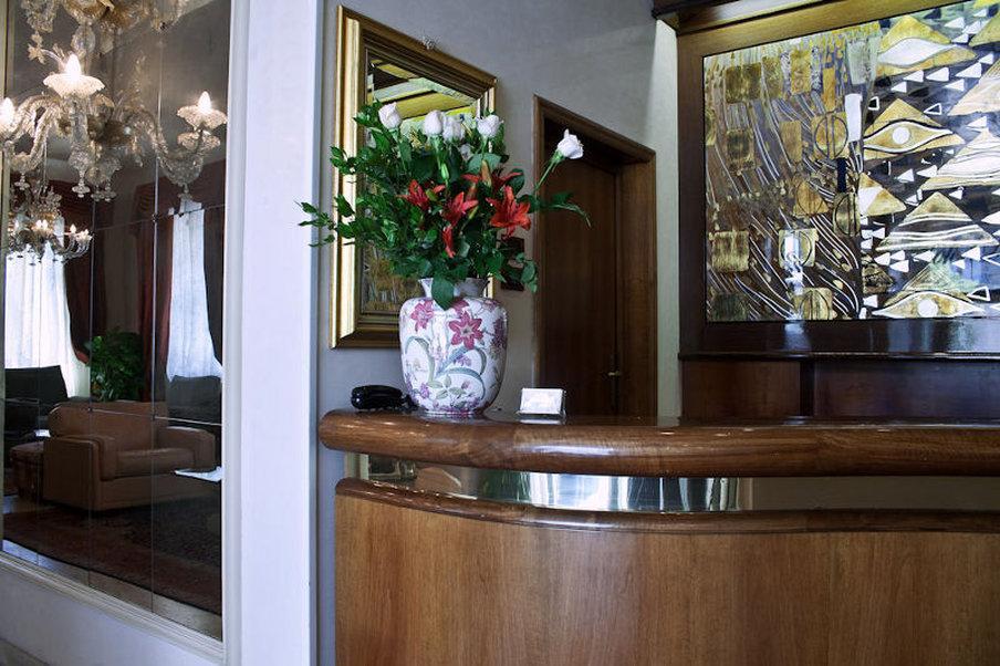 C-Hotels De Rose Palace Florenz Exterior foto