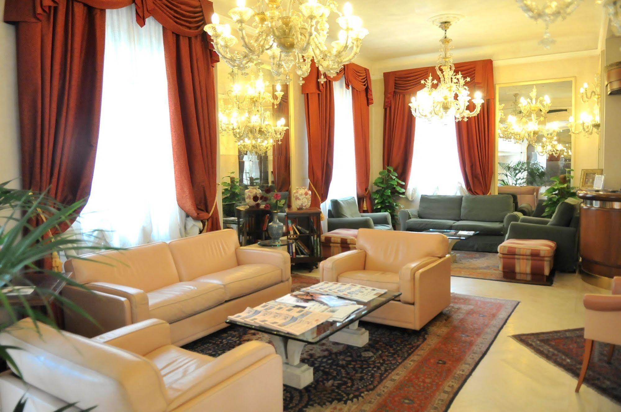 C-Hotels De Rose Palace Florenz Exterior foto