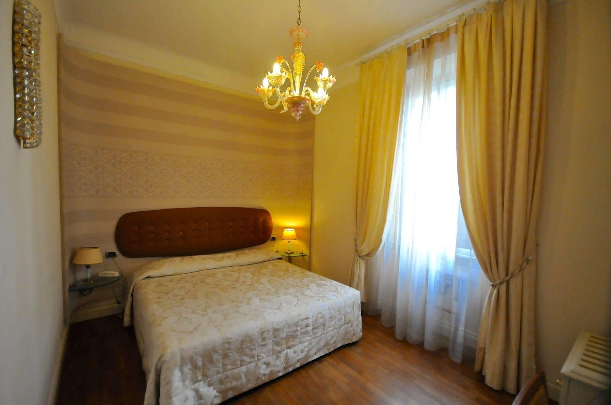 C-Hotels De Rose Palace Florenz Exterior foto